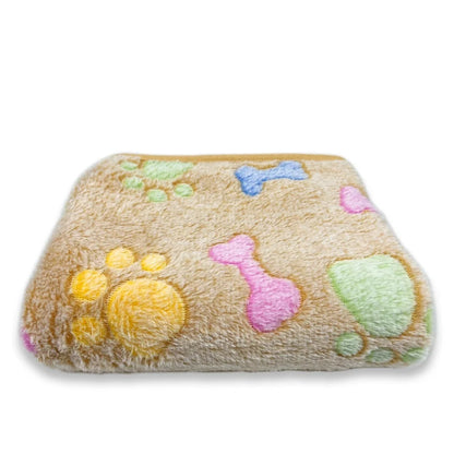 Warm fleece pet blanket for dogs and cats with paw print design, small - My Pet Serenity