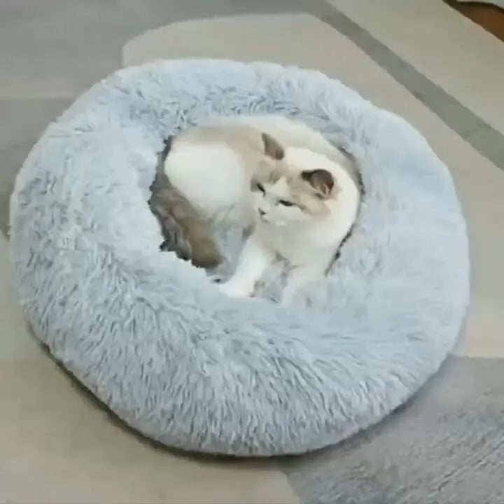 Round Plush Dog Bed and Cat Nest with Non-Slip Base, Warm Faux Fur - My Pet Serenity